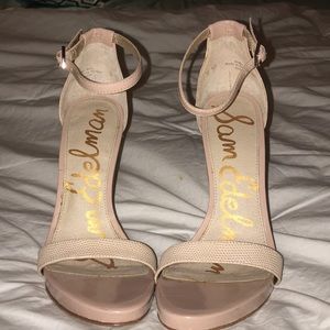 A nude/pink pair of cute pumps( only worn once)